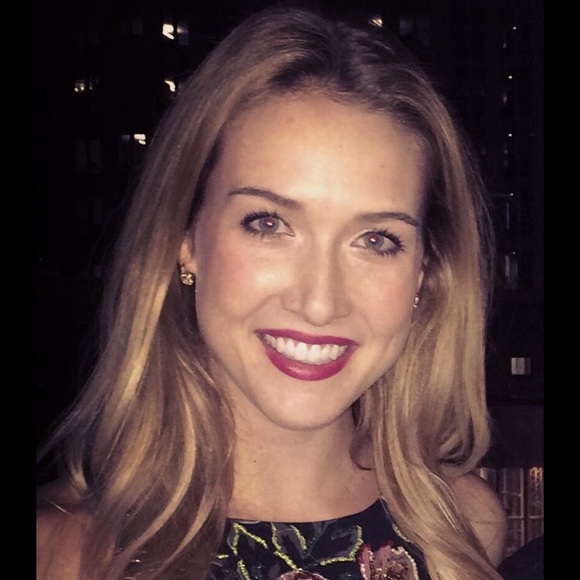 Meet your Posher, Jacey - Picture 2 of 2